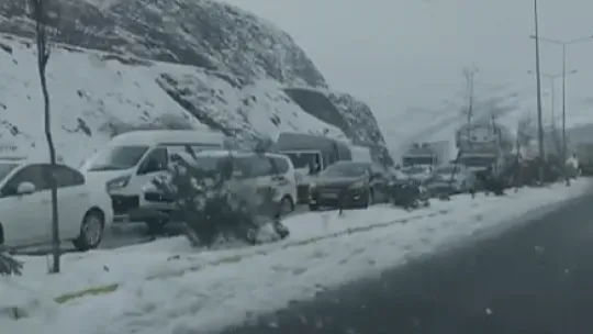 Siirtliler Dikkat! Trafik Durdu Çıkış Yapılamıyor!