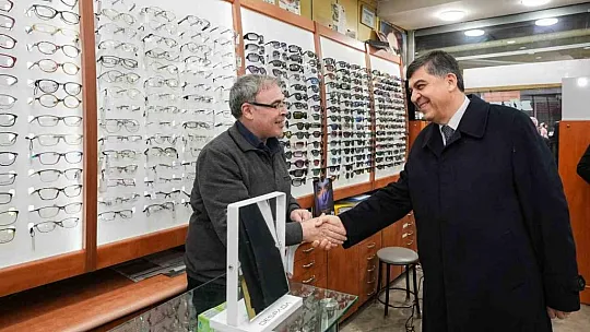 Şahin ile Fadıloğlu, esnaf ve işçilerle bir araya geldi