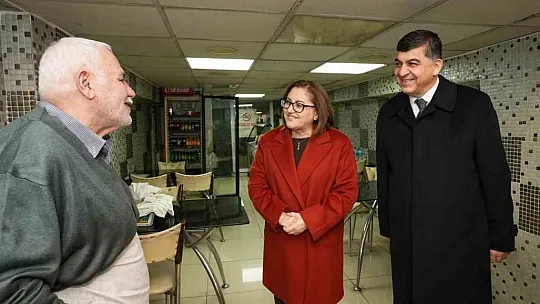 Şahin ile Fadıloğlu, esnaf ve işçilerle bir araya geldi