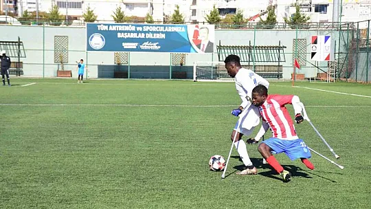 Şahinbey Ampute, Gebze Belediye Spor'u 4-0 mağlup etti