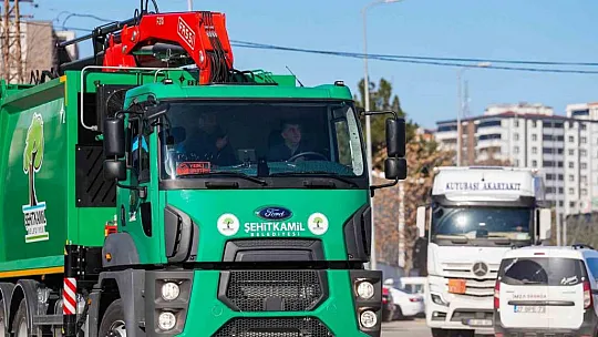 Şehitkamil Belediyesi filosuna 6 yeni araç eklendi