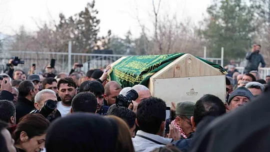 Selahattin Demirtaş'ın babası son yolculuğuna uğurlandı