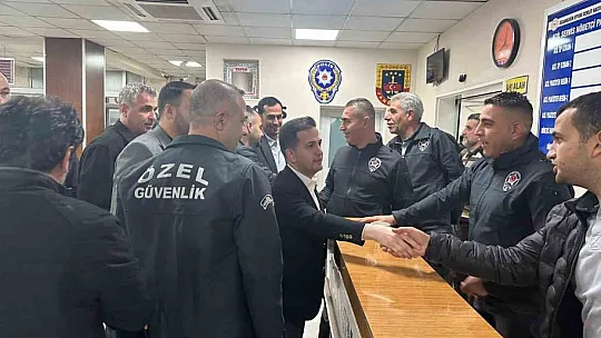 Sendika başkanı yeni yıla sağlık personeliyle girdi