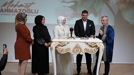 Sevgililer gününde evliliğe adımı Şahinbey´de attılar