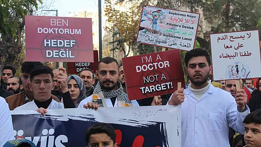 Siirt'te doktorlardan Filistin için 'sessiz yürüyüş'
