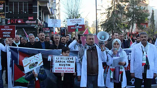 Siirt'te sağlık çalışanları 7 haftadır Filistin'e destek için 'sessiz yürüyüş' yapıyor