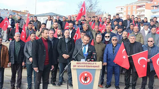 Siirt'te vatandaşlar terörü lanetledi