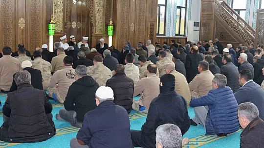 Siirt'te vatandaşlar terörü lanetledi