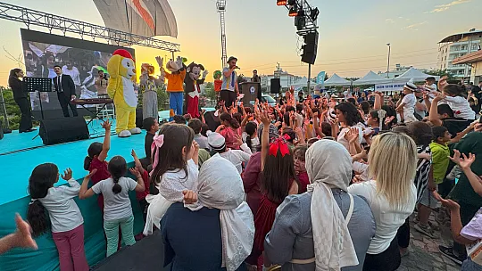 Siirt Emniyetinden 250 Çocuk İçin Sünnet Şöleni: Renkli ve Samimi Görüntüler Ortaya Çıktı
