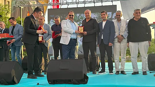 Siirt Emniyetinden 250 Çocuk İçin Sünnet Şöleni: Renkli ve Samimi Görüntüler Ortaya Çıktı