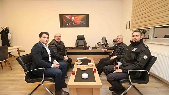 Tahmazoğlu yeni yılda görev başındaki kamu çalışanlarını yalnız bırakmadı