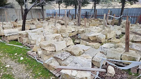 Tarihi Kurşunlu Cami'de restorasyon hızla ilerliyor