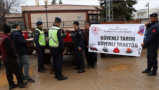Traktör sürücülerine jandarmadan güvenli tarım eğitimi