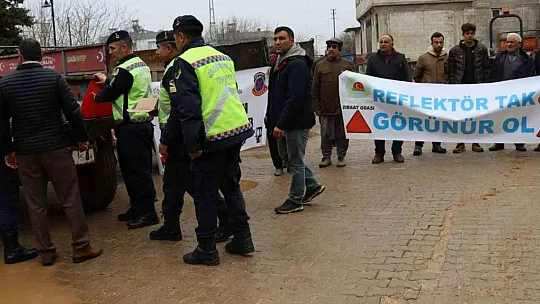Traktör sürücülerine jandarmadan güvenli tarım eğitimi