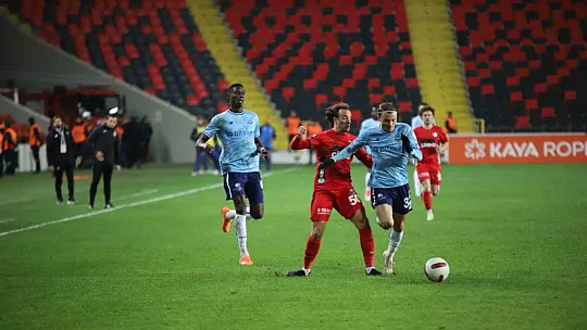 Trendyol Süper Lig: Gaziantep FK: 2 - Adana Demirspor: 2 (Maç Sonucu)