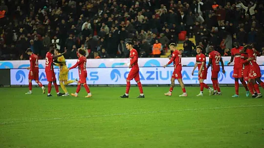 Trendyol Süper Lig: Gaziantep FK: 2 - Adana Demirspor: 2 (Maç Sonucu)