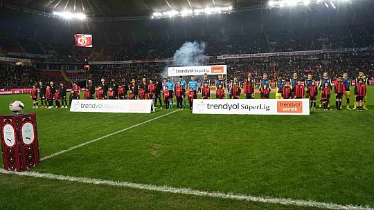 Trendyol Süper Lig: Gaziantep FK: 0 - Fenerbahçe: 0 (Maç devam ediyor)