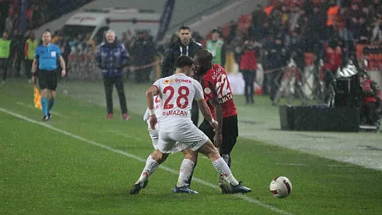 Trendyol Süper Lig: Gaziantep FK: 1 - Kayserispor: 1 (Maç Sonucu)
