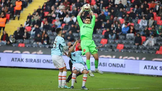 Trendyol Süper Lig: Gaziantep FK: 0 - Başakşehir: 2 (Maç sonucu)