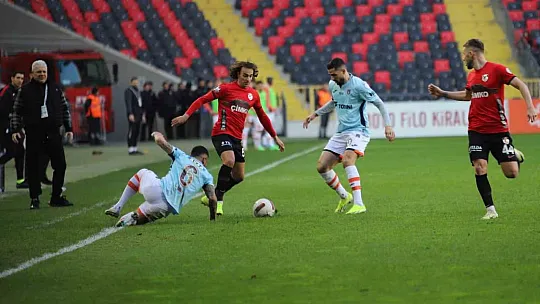 Trendyol Süper Lig: Gaziantep FK: 0 - Başakşehir: 2 (Maç sonucu)