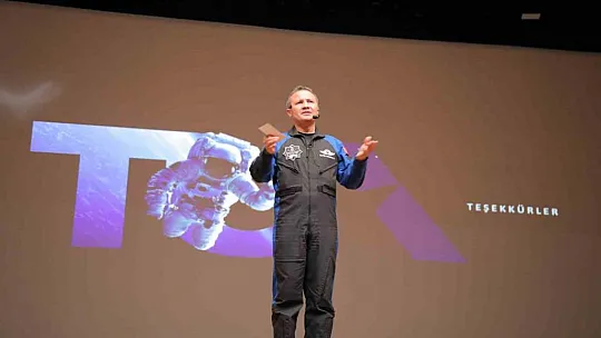 Türkiye'nin ilk astronotu Gaziantep'te öğrencilerle buluştu