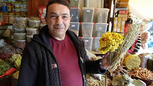Vatandaşlar şifayı aktarda arıyor