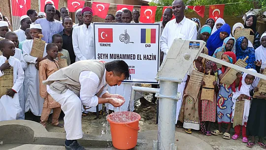 Siirtli Yardımsever Afrikalılara Umut Oluyor!