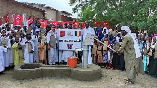 Siirtli Yardımsever Afrikalılara Umut Oluyor!