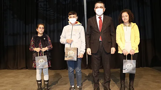 İstiklal Marşı'nın Kabulü Ve Mehmet Akif Ersoy'u Anma Günü Çeşitli Etkinliklerle Kutlandı