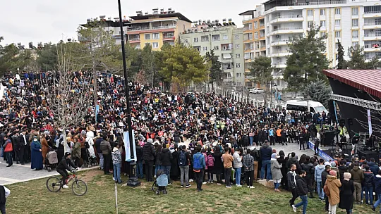 Siirt'te Resul Dindar'ın Katılımıyla Nevruz Coşkuyla Kutlandı!