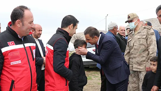 Ekmekçiler Köyündeki Şehitlerimiz Dualarla Anıldı
