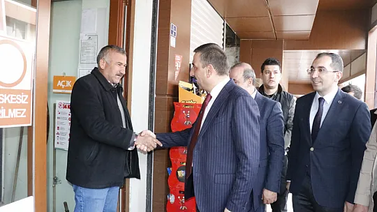 Vali Hacıbektaşoğlu, Eruh İlçesinde Vatandaşlarla Buluştu, Esnafı Ziyaret Etti