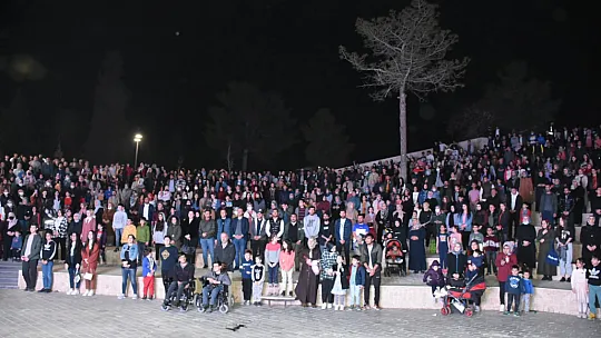 Siirt'te Grup Tillo Konserine Yoğun İlgi!