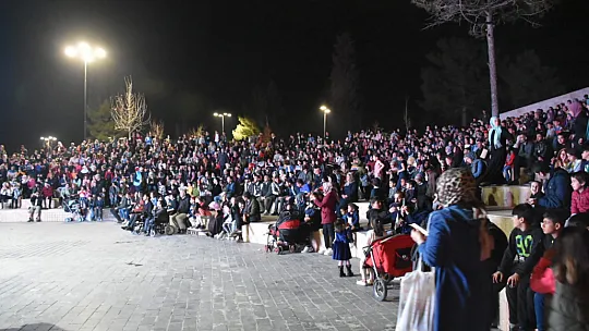 Siirt'te Grup Tillo Konserine Yoğun İlgi!