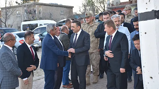 Vali Hacıbektaşoğlu, Atabağı Beldesinde Vatandaşlarla Bir Araya Geldi