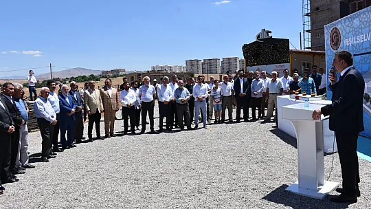 Siirt'te Cami ve Kuran Kursu Temel Atma Töreni Düzenlendi