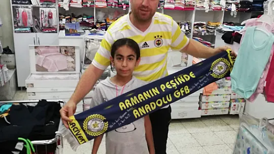Siirt Anadolu Genç Fenerbahçeliler'den Çocuklara Bayramlık