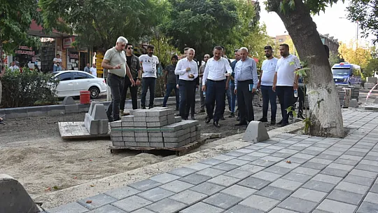 Vali Hacıbektaşoğlu, Asfalt Çalışmalarını Yerinde İnceledi