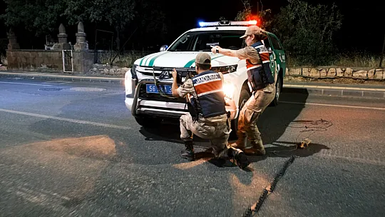 Siirt'te Fıstık Bahçeleri, Termal Drone ve İnsansız Hava Araçlarıyla Korunuyor