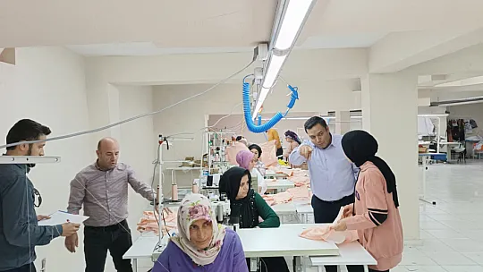Siirt'in Eruh İlçesinde Tekstil Fabrikası Açıldı!