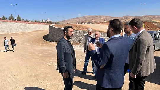AK Parti Siirt İl Başkanı Olğaç, Yol Çalışmalarını Yerinde İnceledi
