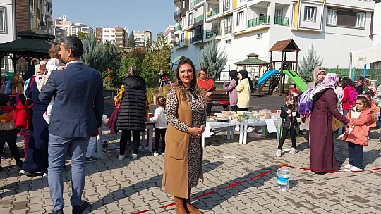 Alparslan Anaokulu Öğrencileri, SMA Hastanası Ensar Bebek İçin Kermes Düzenledi!