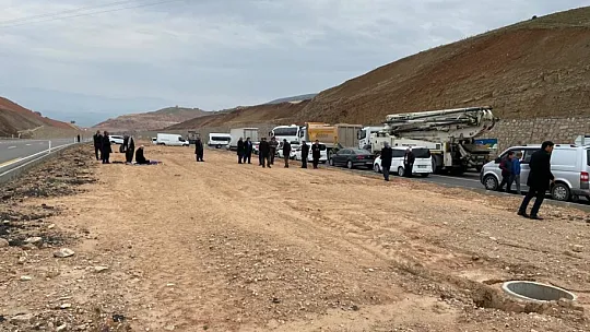 Siirt-Kurtalan Karayolu Patlatılan Dinamit Nedeniyle Trafiğe Kapandı!
