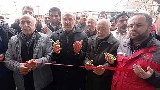 Siirt'te 19 STK Depremzedeler İçin Sosyal Market Kurdu!