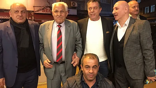 İstanbul'da Yaşayan Siirtliler İftarda Bir Araya Geldi