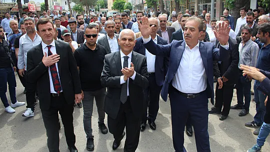 AK Parti'nin Kurtalan Mitingine Yoğun İlgi