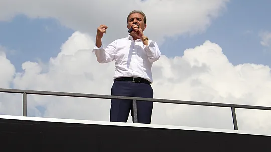 AK Parti'nin Kurtalan Mitingine Yoğun İlgi
