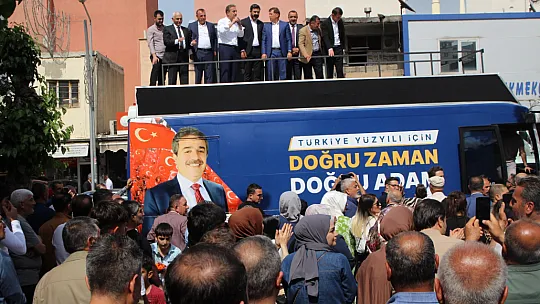 AK Parti'nin Kurtalan Mitingine Yoğun İlgi