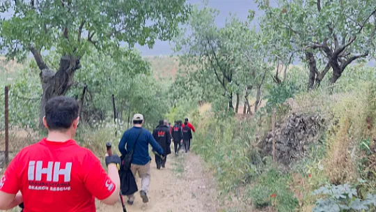 Siirt'te 23 Kişilik Gönüllü Ekip Olası Afet Durumlarına Hazırlık İçin Botan Vadisi'nde Kamp Yaptı