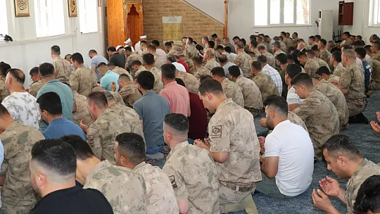 Siirt'te Şehit Jandarma Uzman Çavuş Aydın Ceylan İçin Mevlit Okutuldu